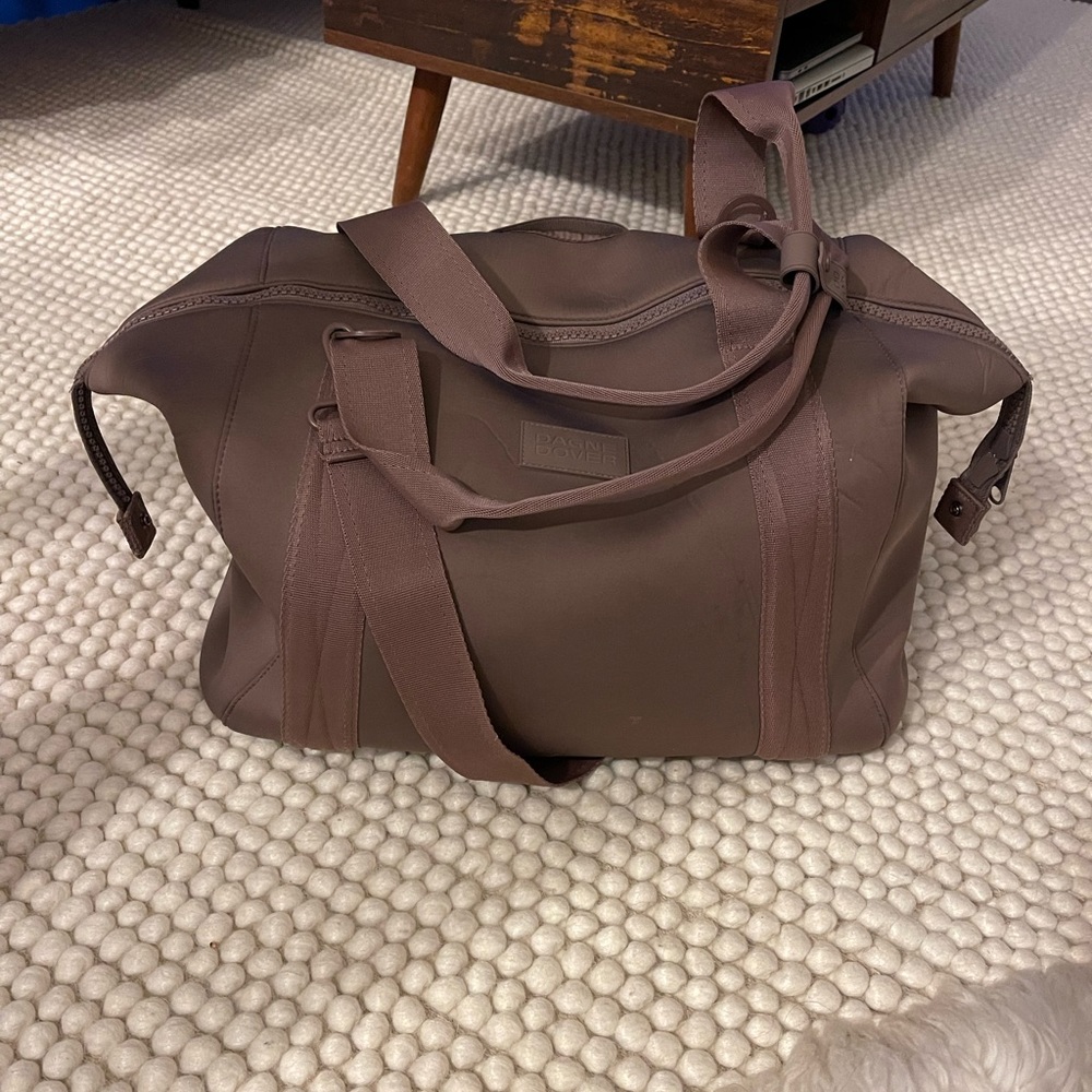 Dagne Dover Landon Neoprene Carry All Bag (size Large)